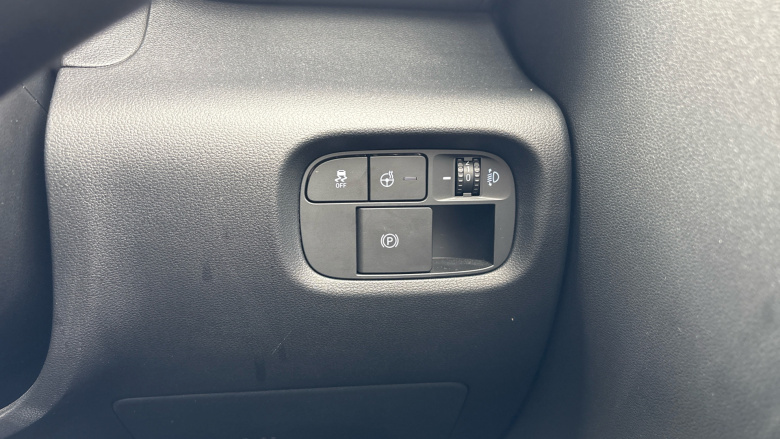 Hyundai INSTER 85kW 02 49kWh 5dr Auto Electric Hatchback